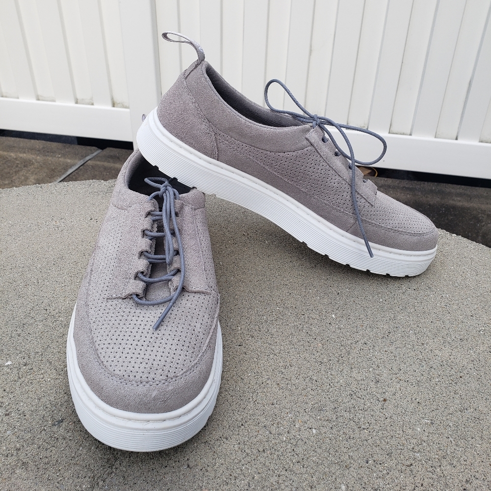 Dr. Martens Reuben shoes